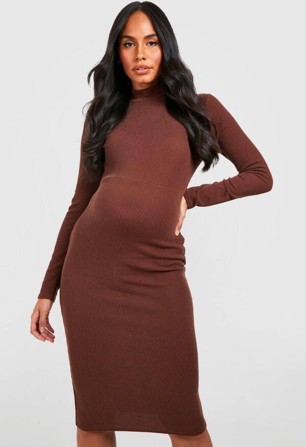 boohoo Zwangerschap Gekreukelde Geribbelde Midi Jurk Met Hoge Kraag, Chocolate