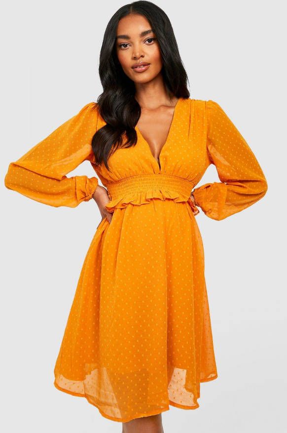 boohoo Zwangerschap Gesmokte Dobby Mesh Jurk, Mustard