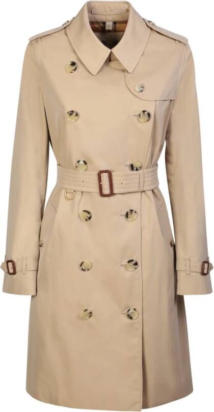 Burberry Kensington trench coat is made from the brands signature cotton gabardine and features the iconic Vintage Check pattern on the collar , Beige, Dames
