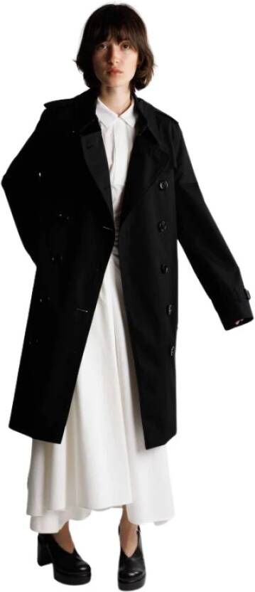 Burberry Trenchcoats & Mantels Zwart Dames
