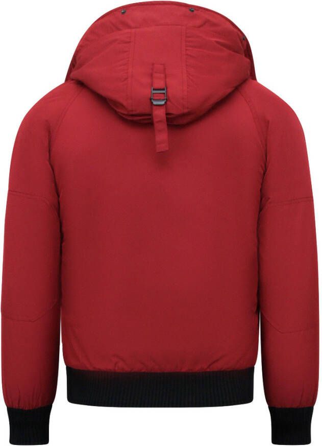 Enos Korte model winterjas